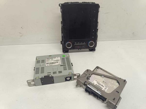 RADIO NAVI RENAULT MEGANE 4 - Vue 1